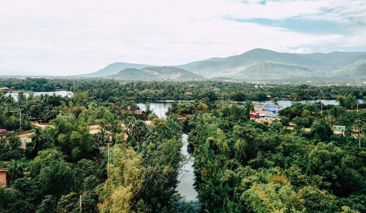 Nary Garden Hotell Kampot Exteriör bild