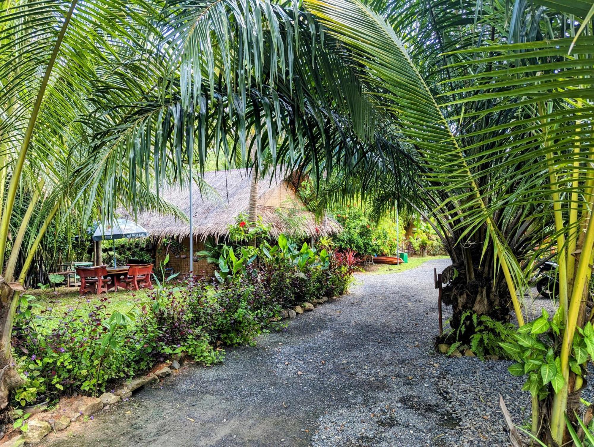 Nary Garden Hotell Kampot Exteriör bild